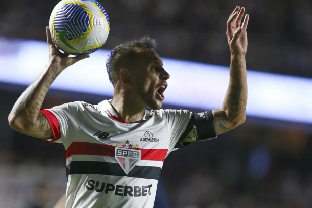 proposta-do-sao-paulo-mexe-com-rafinha-e-faz-ex-capitao-recalcular-carreira