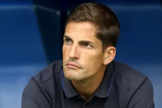 ex-tecnico-da-espanha-e-demitido-na-russia-apos-usar-demais-a-ia