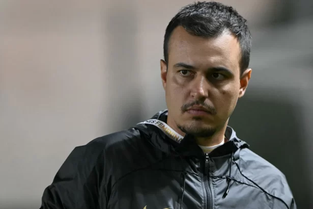 tecnico-do-corinthians-diz-que-estrangeiras-nao-devem-jogar-a-champions-cup