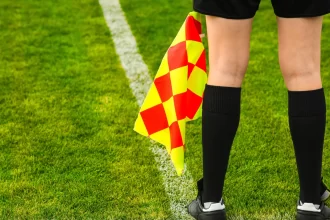 cbf-anuncia-salario-fixo-para-arbitros-profissionais-e-cria-sistema-de-bonificacao-e-rebaixamento