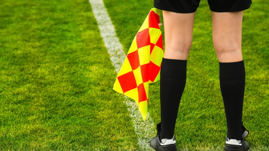 cbf-anuncia-salario-fixo-para-arbitros-profissionais-e-cria-sistema-de-bonificacao-e-rebaixamento