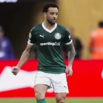 felipe-anderson-sente-incomodo-no-joelho-e-desfalca-palmeiras-na-estreia
