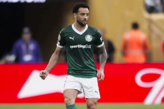 felipe-anderson-sente-incomodo-no-joelho-e-desfalca-palmeiras-na-estreia