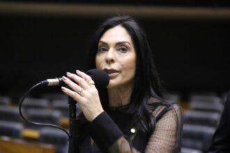 comissao-aprova-beneficio-fiscal-para-empresa-que-incentiva-estagiario-a-ler