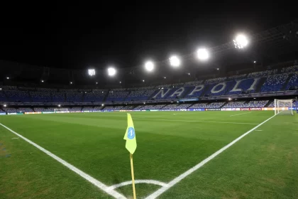 torcedores-do-chelsea-sao-esfaqueados-em-napoles-antes-de-jogo-da-liga-dos-campeoes