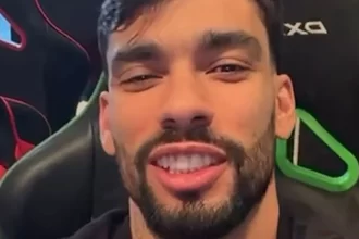 paqueta-chora-na-chegada-ao-rio-de-janeiro;-veja