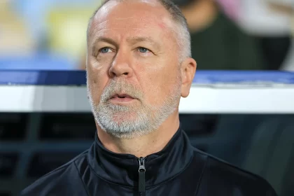 mano-menezes-fecha-com-selecao-peruana-visando-classificacao-para-copa-de-2030,-diz-jornal