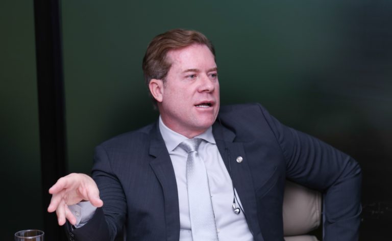 projeto-cria-programa-de-incentivos-fiscais-para-empresas-que-usarem-energia-renovavel