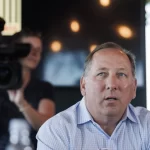 justica-proibe-venda-de-jogadores-no-botafogo-ate-textor-abrir-‘caixa-preta’