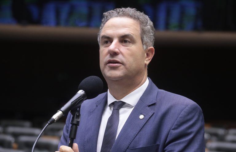 comissao-aprova-proposta-que-cria-programa-de-emprego-para-mulheres-vitimas-de-violencia