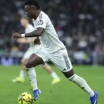 vini-jr.-marca-e-mbappe-evita-empate-do-real-madrid-com-o-ameacado-rayo-nos-acrescimos