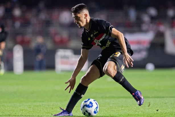 besiktas,-da-turquia,-desiste-de-proposta-por-pablo-maia,-do-sao-paulo