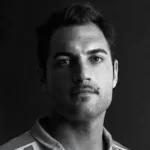 ex-zagueiro-italiano-morre-aos-39-anos;-jornal-fala-em-‘doenca-incuravel’