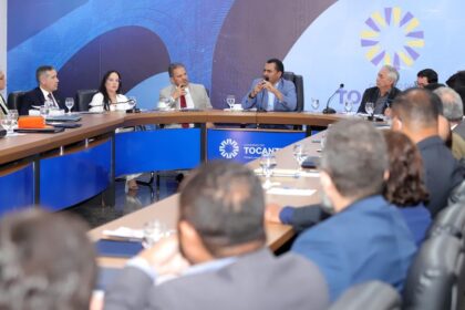 wanderlei-barbosa-reune-equipe-de-governo-para-definir-acoes-e-diretrizes-de-2026