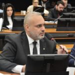 projeto-cria-cadastro-para-monitorar-obras-paralisadas-e-punir-gestores