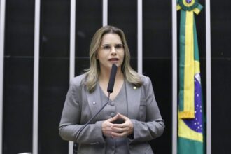 projeto-assegura-presenca-de-pais-em-terapias-de-pessoas-com-deficiencia