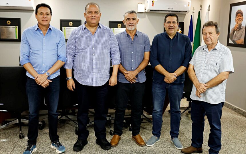 amelio-cayres-e-senador-eduardo-gomes-discutem-investimentos-para-o-tocantins
