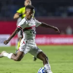 sao-paulo-quer-dar-prioridade-ao-flamengo-como-arma-para-manter-marcos-antonio