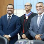 amelio-cayres-e-eduardo-mantoan-prestigiam-posse-do-novo-procurador-geral-de-contas