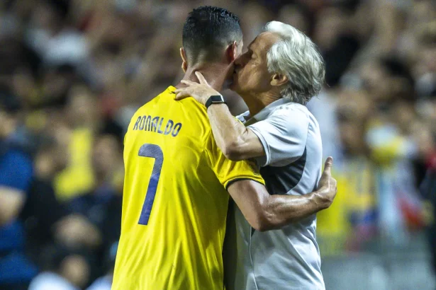 nao-e-so-cr7:-jorge-jesus-e-al-nassr-boicotam-liga-saudita
