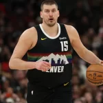 nikola-jokic-obtem-19o-‘triplo-duplo’-da-temporada-e-se-aproxima-de-recorde-da-nba