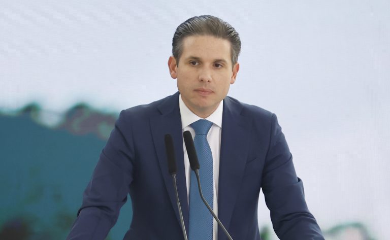 motta-encaminha-a-comissao-de-constituicao-e-justica-proposta-que-preve-o-fim-da-escala-6×1