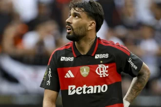 flamengo-tem-sete-jogos-em-ate-27-dias,-e-priorizara-brasileiro-e-recopa