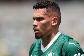 abel-diz-que-paulinho-segue-sem-data-para-retorno-e-pede-paciencia