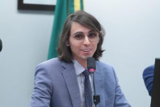 proposta-prioriza-antenas-compactas-para-expansao-do-5g-no-brasil