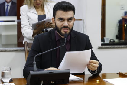 leo-barbosa-solicita-estudos-para-diferimento-do-icms-sobre-racao-destinada-a-piscicultura