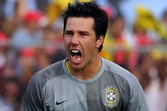 ex-goleiro-da-selecao-e-processado-por-golpes-com-investimentos-nos-eua