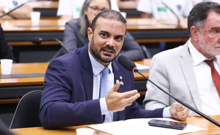 comissao-aprova-projeto-que-reforca-combate-ao-trafico-e-a-exploracao-sexual-de-criancas