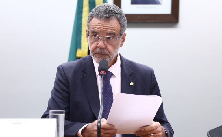 projeto-estabelece-regras-para-propostas-legislativas-de-saque-do-fgts