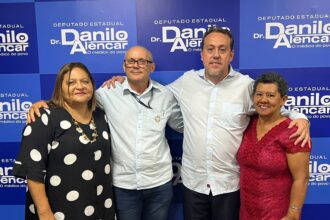 deputado-dr.-danilo-alencar-recebe-convite-para-participar-da-3a-edicao-do-festival-do-buriti