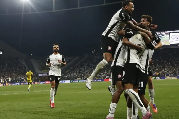 corinthians-se-aproxima-de-meta-de-dorival-em-busca-de-‘equipe-mais-forte’