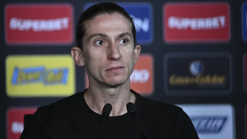 flamengo-dobra-media-de-gols-sofridos-em-2026-e-liga-alerta-em-filipe-luis