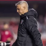 crespo-destaca-a-intensidade-do-sao-paulo-na-vitoria-sobre-o-gremio:-‘e-preciso-correr-e-lutar’