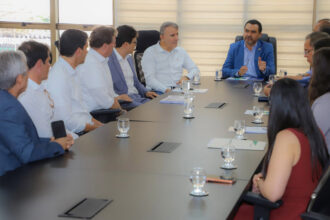 governador-wanderlei-solicita-estudo-para-tarifa-social-e-cobra-equidade-em-investimentos-da-brk