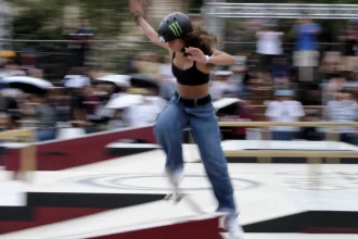 rayssa-leal-conquista-o-titulo-da-etapa-de-sydney-da-street-league-skateboarding