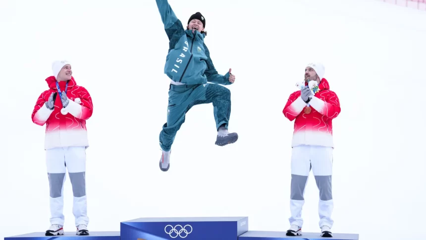 lucas-pinheiro-exalta-‘superpoder’-apos-ouro-inedito-nos-jogos-de-inverno