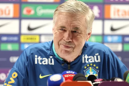 ‘acho-que-vou-renovar-por-4-anos’,-diz-ancelotti-sobre-futuro-na-selecao