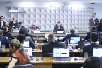 cpmi-do-inss-cancela-depoimento-de-vorcaro-e-convoca-representante-ligada-a-confederacao-de-agricultores