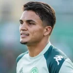 meia-da-chape-sobreviveu-a-tiro-no-rosto-e-relembra-violencia