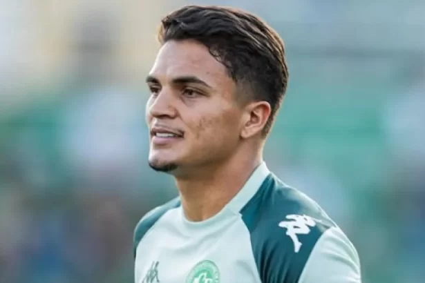 meia-da-chape-sobreviveu-a-tiro-no-rosto-e-relembra-violencia