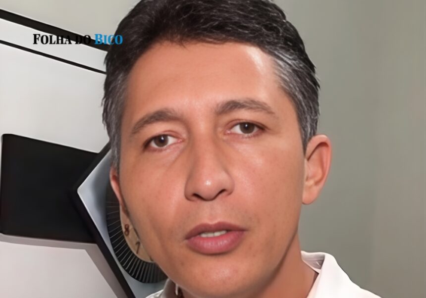 professor-adriano-nega-desistencia-de-pre-candidatura-a-deputado