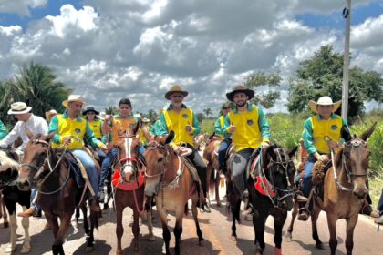 em-carrasco-bonito,-presidente-da-aleto-prestigia-cavalgada-ecologica-e-reforca-parcerias