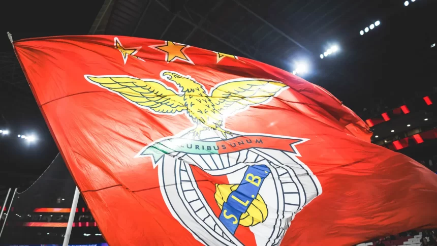 benfica-promete-recorrer-apos-uefa-suspender-acusado-de-racismo-contra-vini