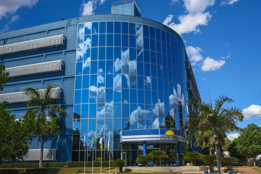 ministerio-publico-do-tocantins-empossa-dois-novos-promotores-de-justica