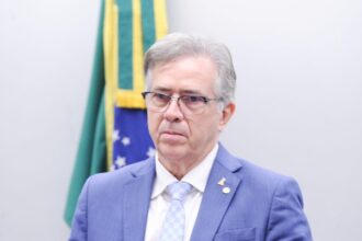 cancelada-reuniao-para-receber-sugestoes-sobre-regulamentacao-do-trabalho-por-aplicativo