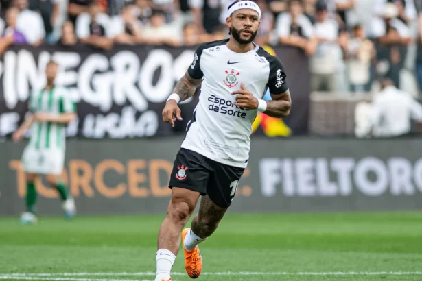 renovar-com-memphis-nao-contraria-corte-de-gastos-do-corinthians,-diz-paz